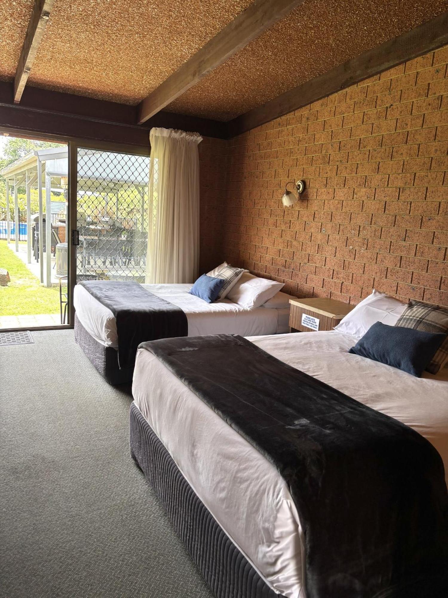 Alexandra Motor Inn Экстерьер фото
